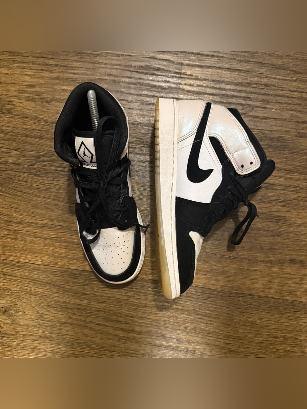 Nike Air Jordan 1 Mid - Black & White with Gum Sole Size 6Y